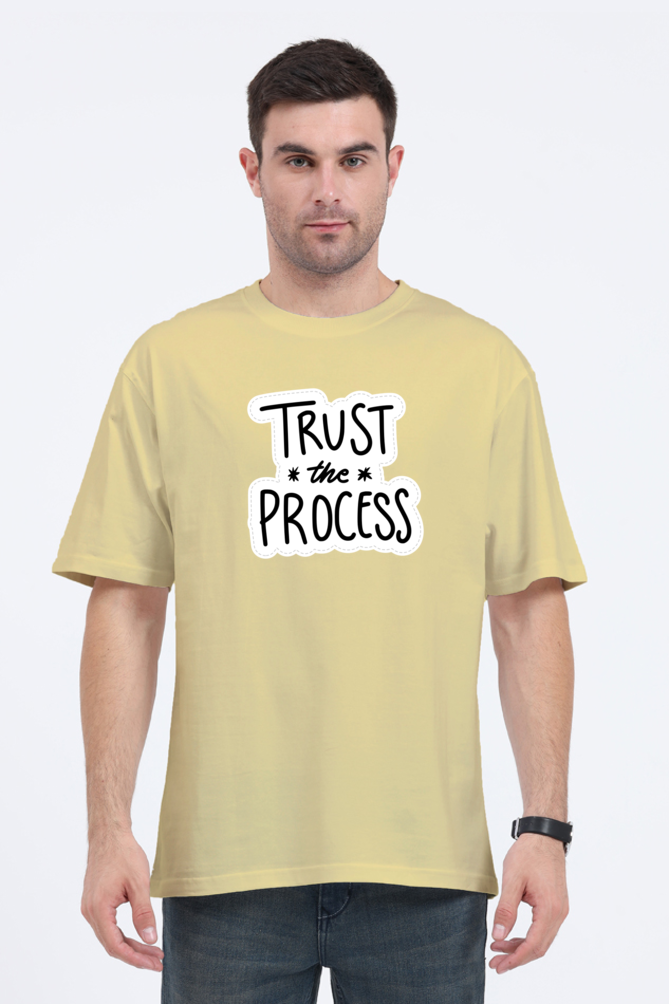 TRUST - Oversized T-Shirt